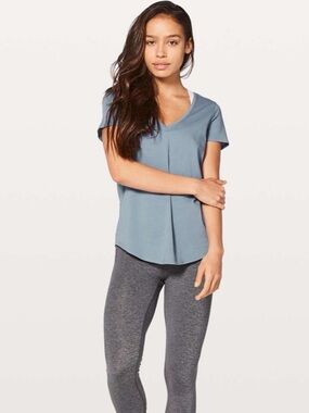 Lululemon Love Tee V Blue Estimated Size 8 Estimated